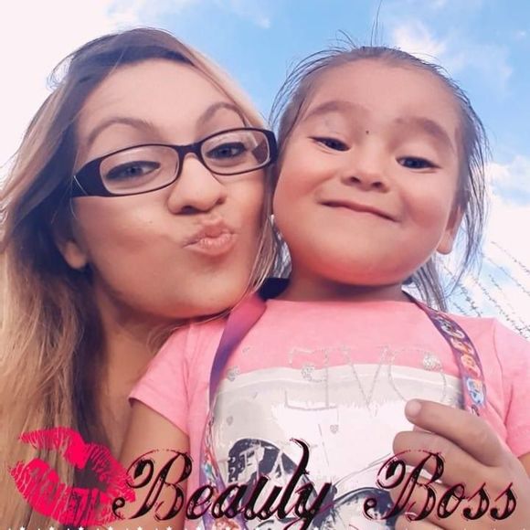 Meet your Posher, Kristina - Picture 1 of 1